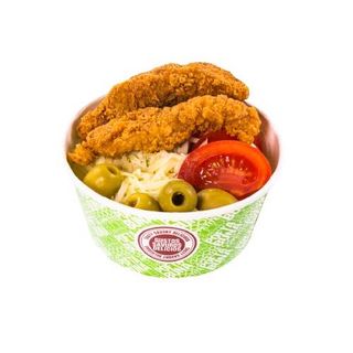 Salata cu pui crispy