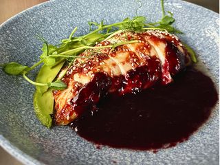 Куряча грудка запечена з кунжутом (200/50г)