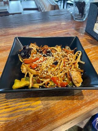 Удон з куркою (280г)