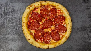 Pizza  sa  kulenom 32cm