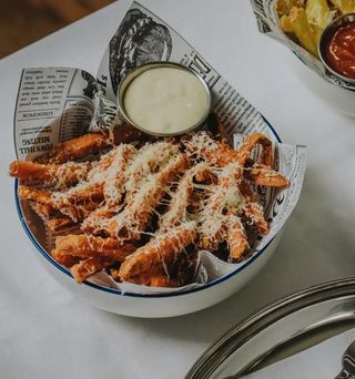 BATATY FRYTKI Z PARMEZANEM