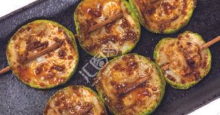 47. Spiedini di zucchine