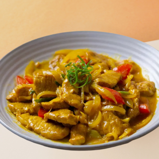 Ternera Con Patatas En Salsa Curry