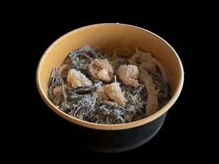 Паста чорна з креветкою та кальмаром (320g)