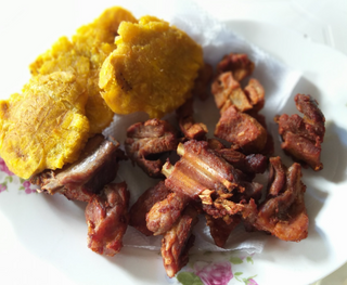 Chicharrón Con Patacones