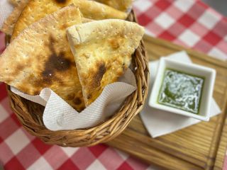 Фокачча з соусом Песто (210g)