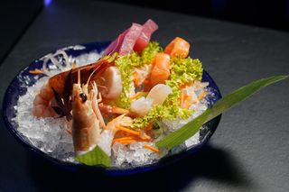 114. Sashimi misti - 9 pezzi