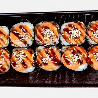 Запеченный ролл с угрем