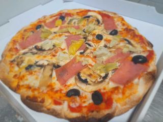 Pizza 4Staciones