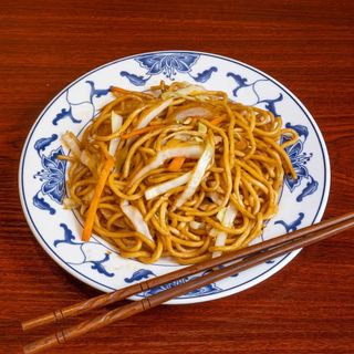 Stakleni rezanci s povrćem