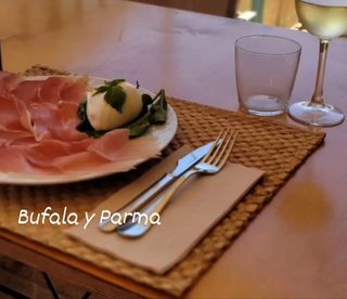 Parma Y Búfala
