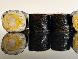 Hosomaki z krewetką w tempurze 8 szt.