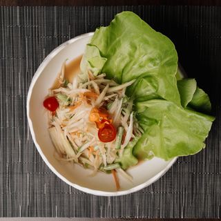 Seasonal thai salad vegi (piccante)