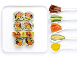 Fresh Salmon Roll (5 szt.-250/8 szt.-430g)