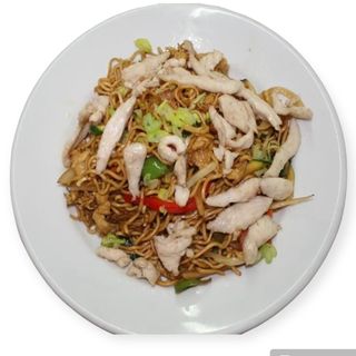 42.- Tallarines Con Pollo