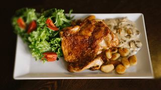 Pileći bataci sa njokama