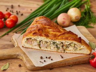 Пирог с минтаем и картофелем порционно (250 гр.)