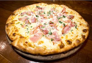 Pizza Carbonara