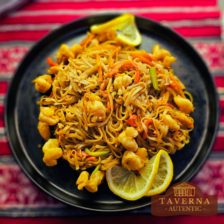 Spaghete de orez cu creveti