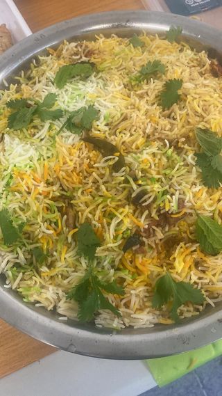 Chicken Curry & Rice Ou Bread