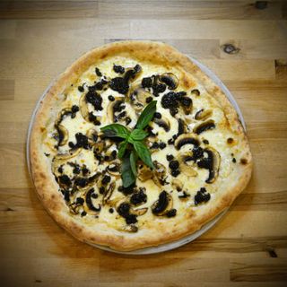 Pizza Blanca Trufa Y Champiñones