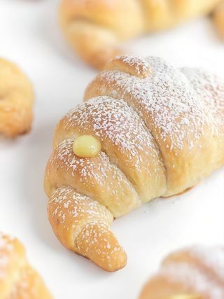 Brioche con Nutella Bianca