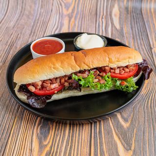 Sendvič sa pilećim belim mesom veliki