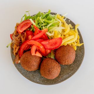 Порция Фалафел