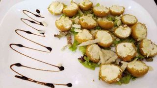 Bulete de Cascaval cu Grana Padano Ras