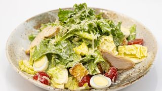 Цезарь с курицей (300г)