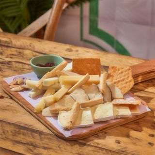 Papelón De Quesos Andaluces