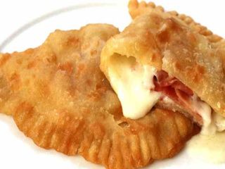 Calzone fript Napoletan