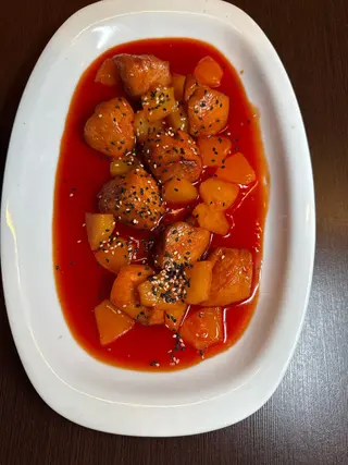 Pollo En Trozos Con Piña