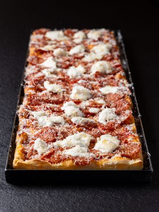 Pizza Pepperoni Proper Familiar (3/4 PESSOAS)