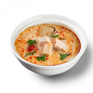 Том ям с курицей