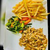 Émincé de poulet sauce fromage 