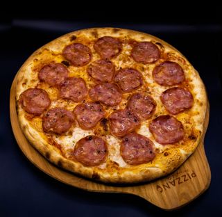 Pizza Salami Ø32cm