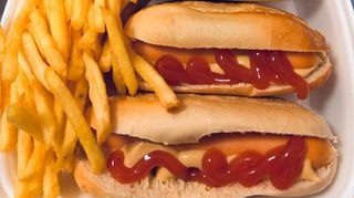 2 Hot dog+cartofi