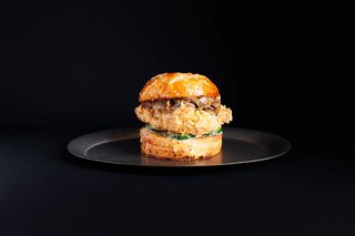 Бургер Дижонская курочка