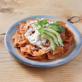 Chilaquiles rojos 