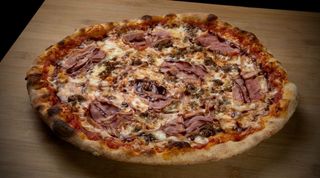 Pizza De Barbacoa