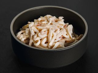 САЛАТ З КАЛЬМАРОМ (300g)