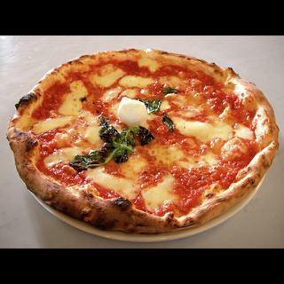 98. Pizza Napoli
