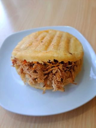 Arepas carne mechada