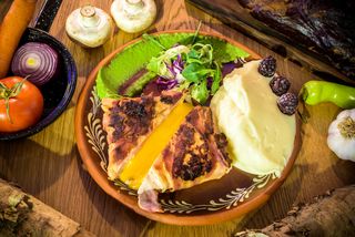 Пилетина са чедаром