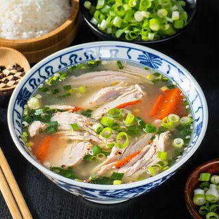 Hot and sour chicken soup