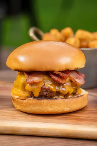Burger Buey Cheese Bacon