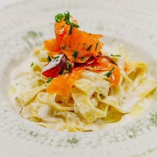 Tagliatelle al salmon