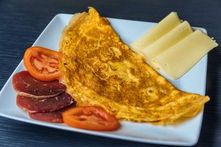 Omlet sa pršutom 250gr