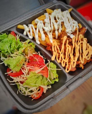 Бокс з м'ясом курячим (300/70г)